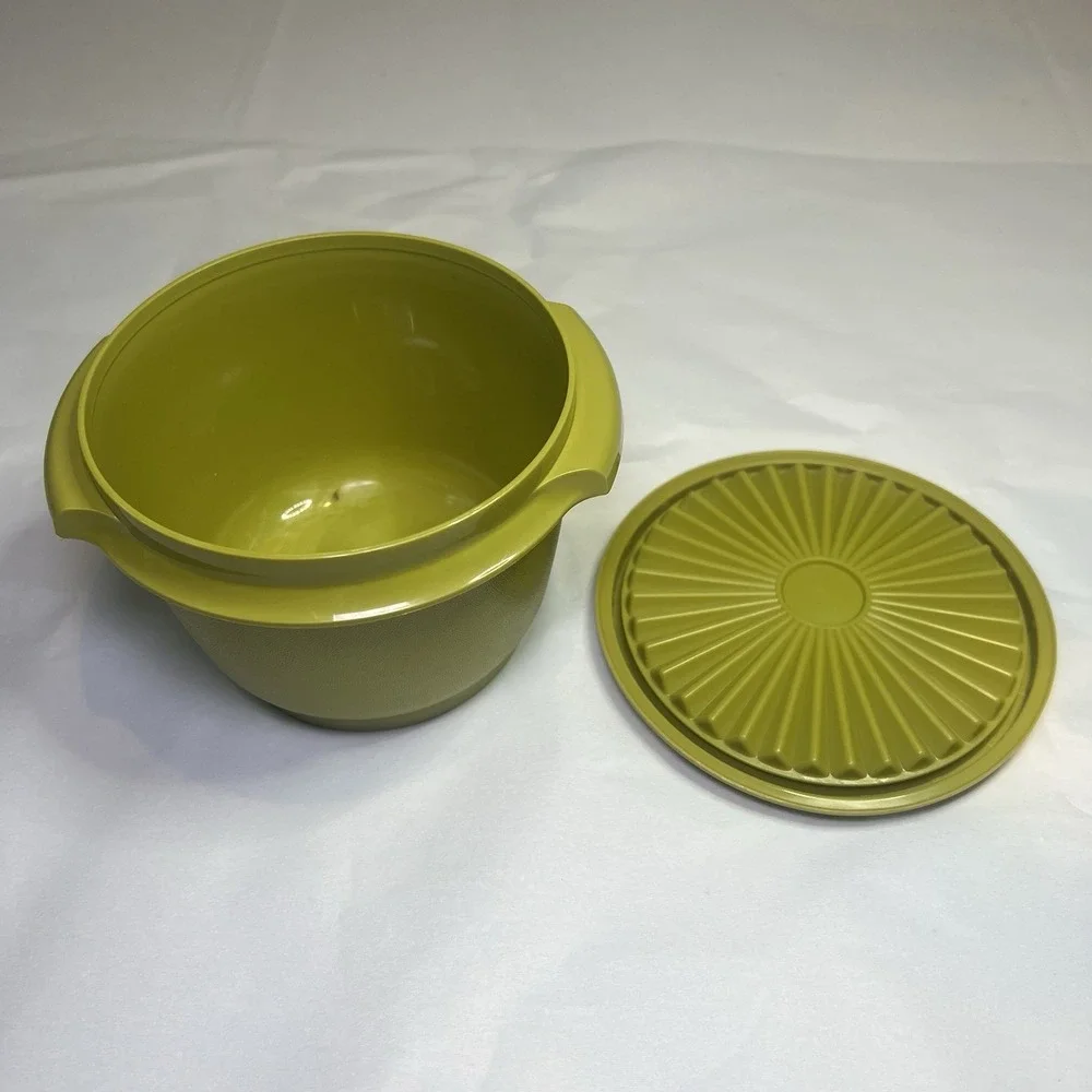 Avocado Tupperware Servalier Storage Bowl 886-21‎ & Matching Lid